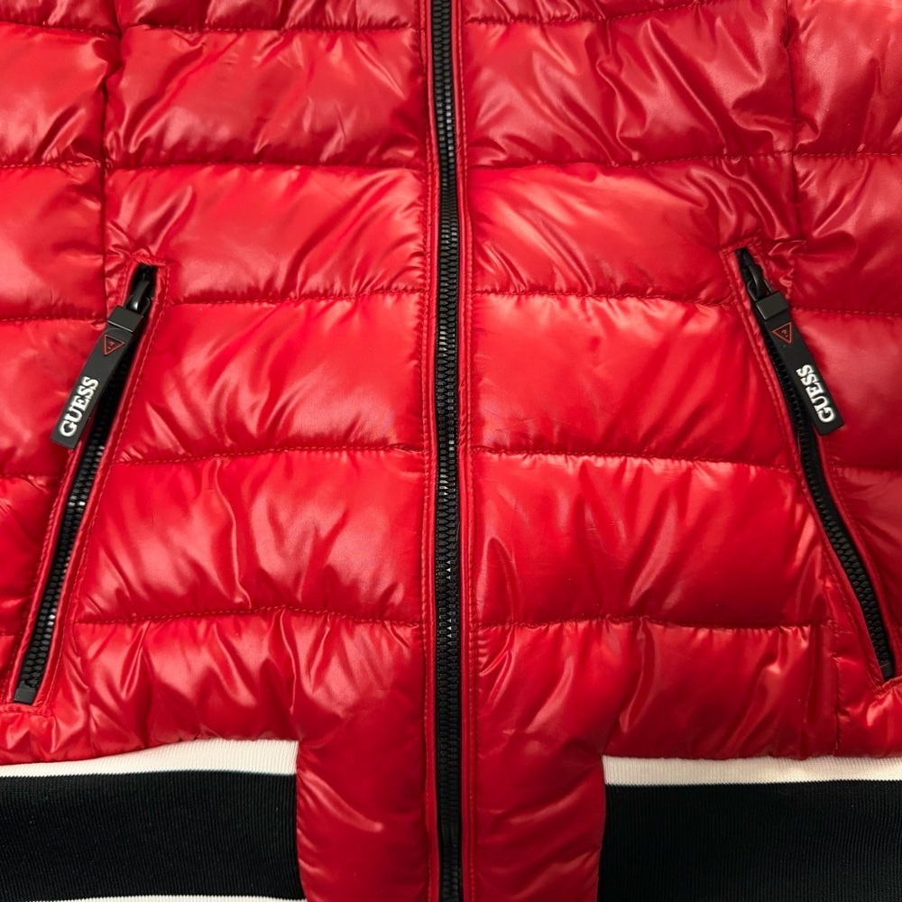 NEW GUESS Red black & white trim Puffer Jacket Hood sz. Medium *Warm*Trendy - Picture 6 of 9